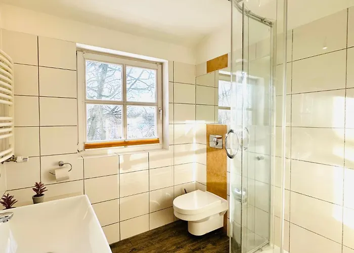 Haselnuss Apartment- 5 Personen- Parkplatz- Waschmaschine ウォルフスブルク